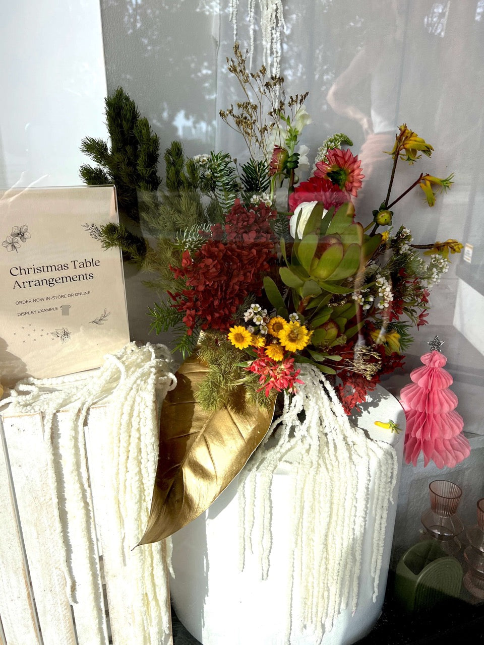 Red, White &amp; Gold Christmas Flowers Table Arrangement